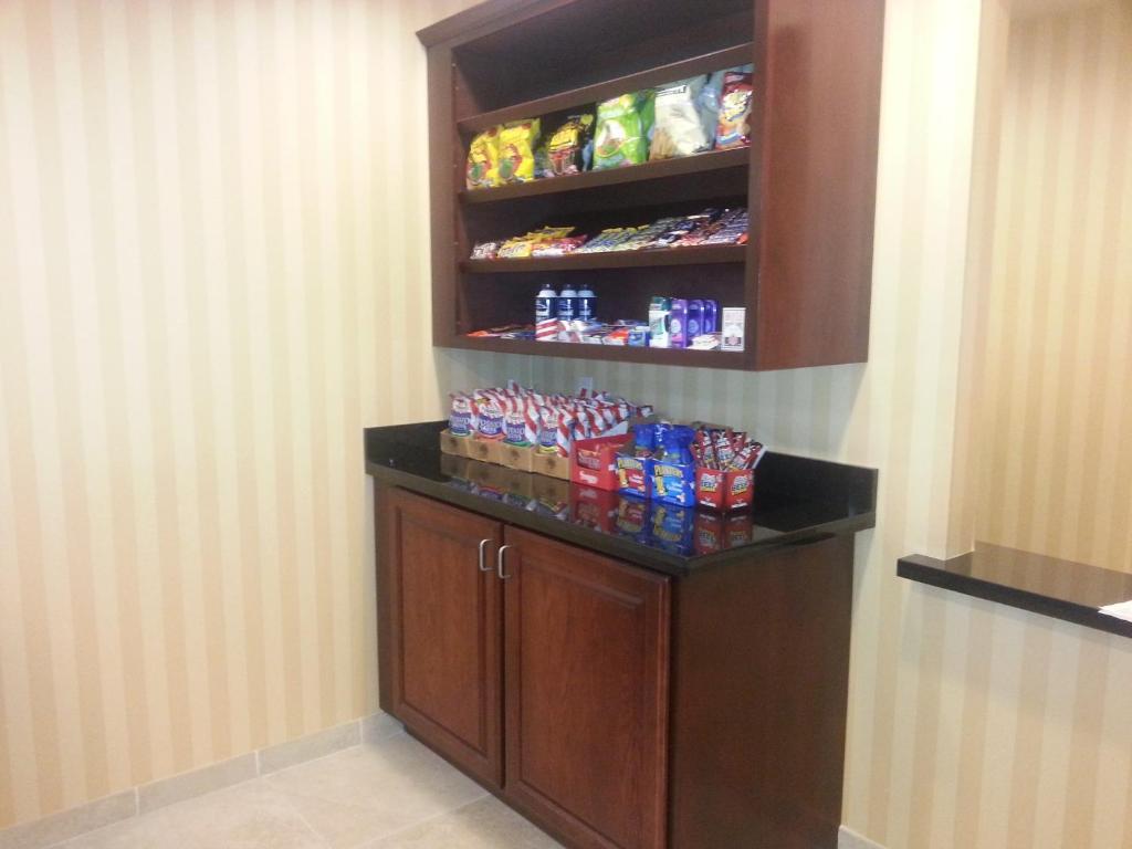 Cobblestone Inn&Suites - Bloomfield Extérieur photo